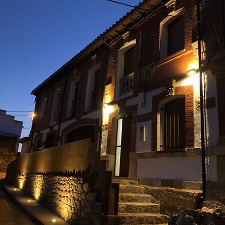 Casa Perazancas At 34-49 Hostel Exterior photo